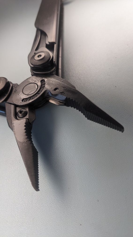 Мультитул Leatherman Surge Новий
