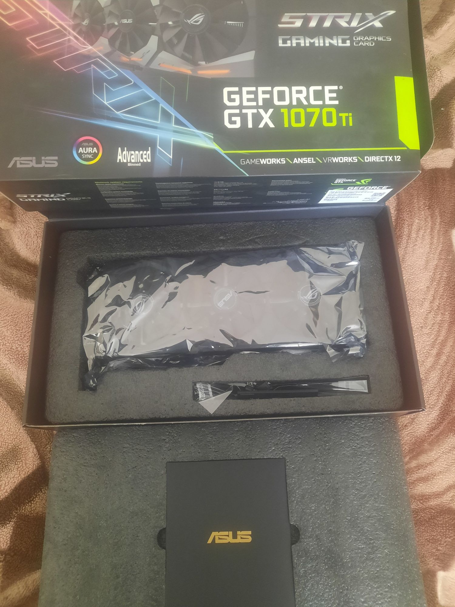 Продам відеокарту ASUS  Rog-Strix GeForceGTX1070Ті 1070 Ti