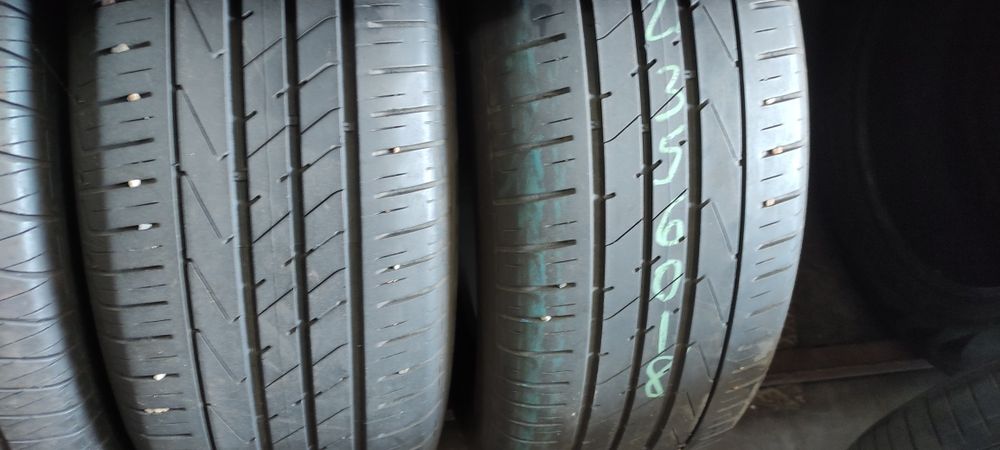 Pneus 235/60/18 seminovos