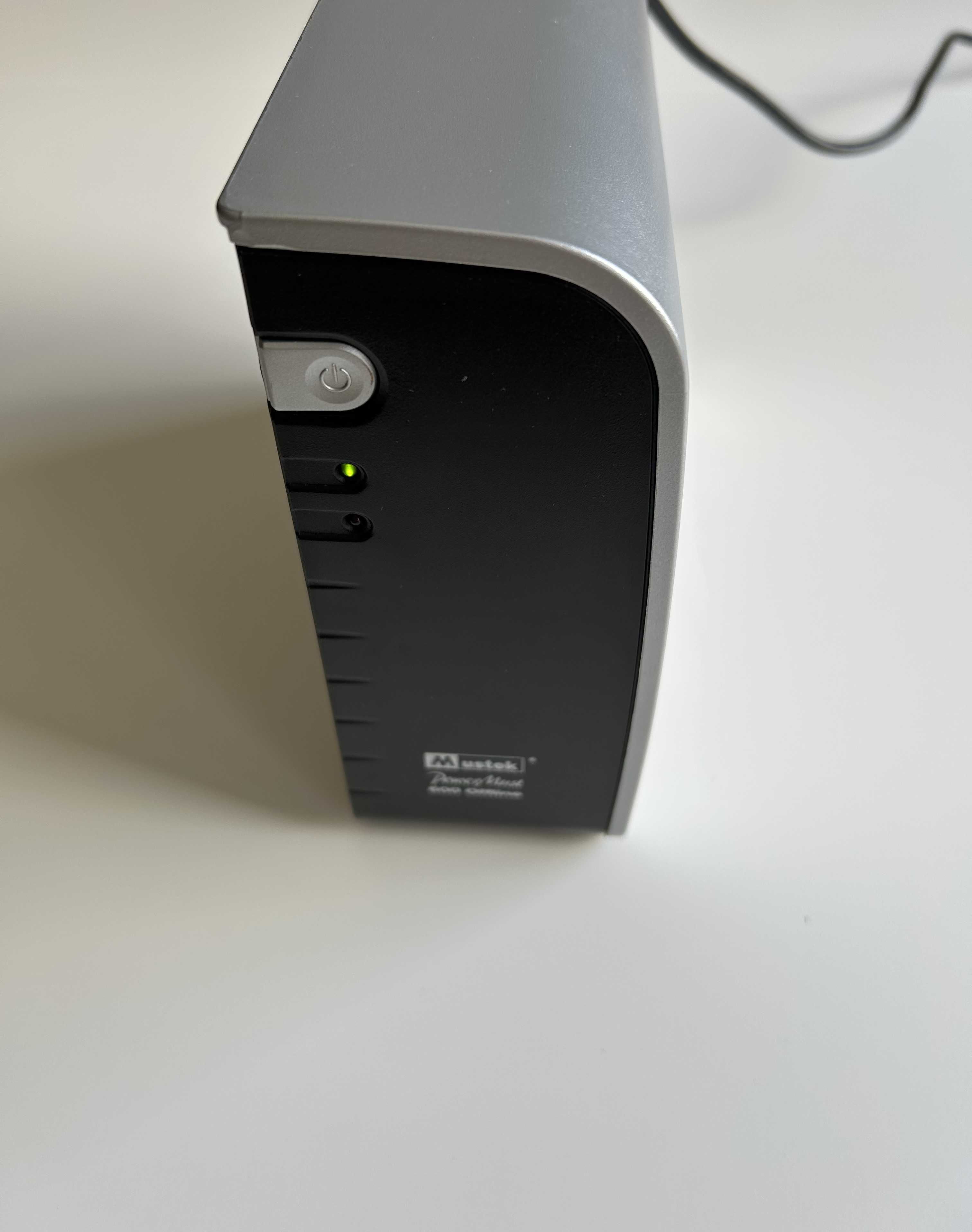 Zasilacz awaryjny UPS Mustek PowerMust 600 Offline / 600VA/300W