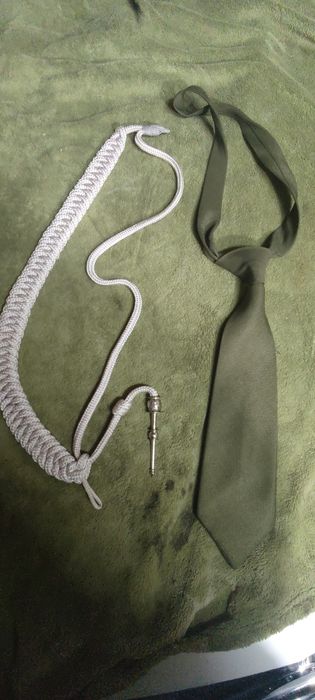 Sznur i krawat wojskowy