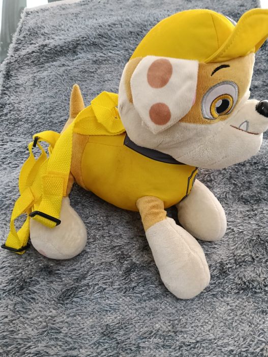 Peluche Rubble, da série de animação infantil "Patrulha Pata"