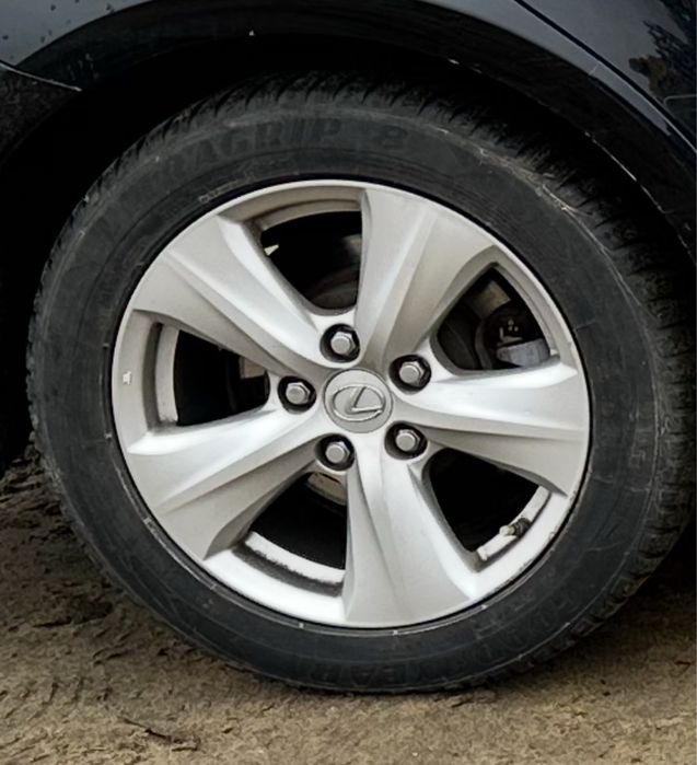 Felgi LEXUS 114,3 r 16 prawie jak nowe!