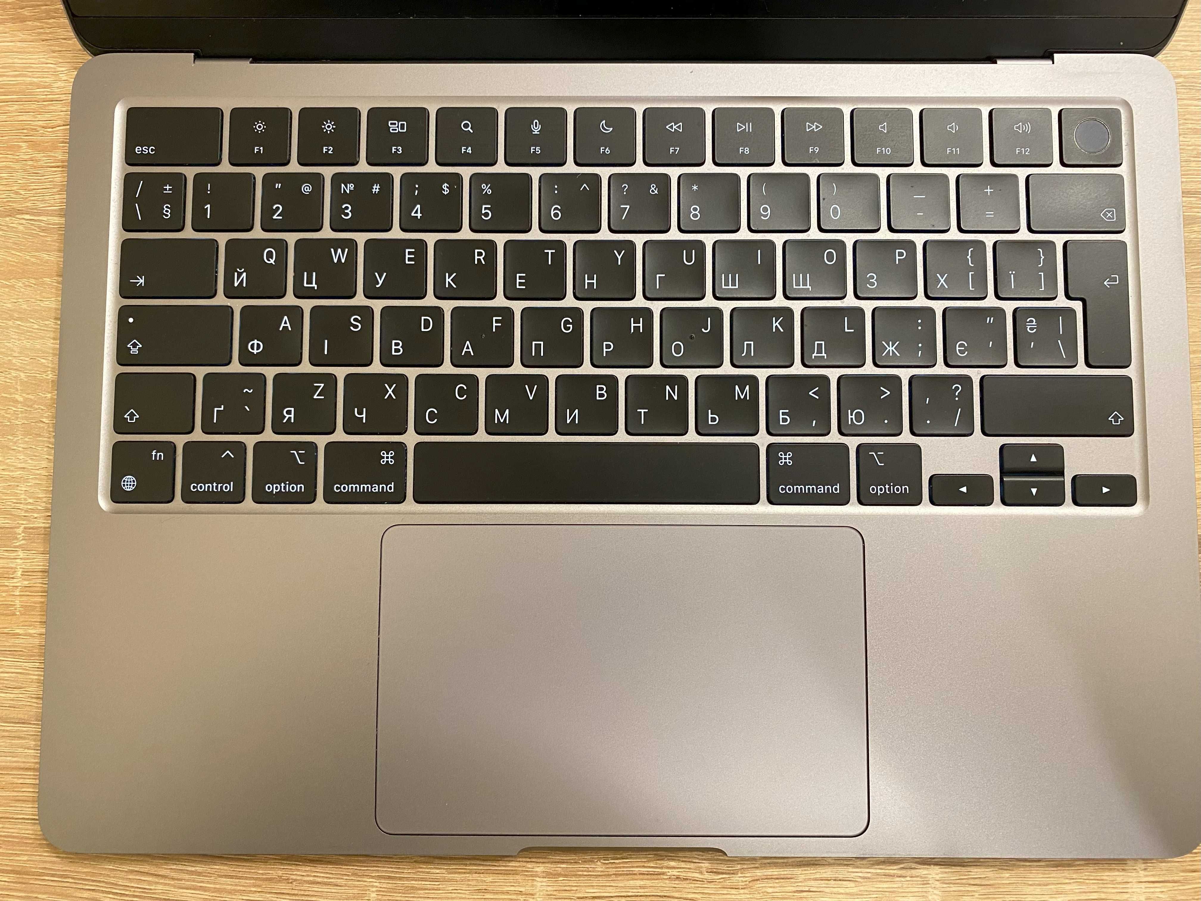 Apple MacBook Air 13" M2 8/256GB (MLXW3) Space Grey