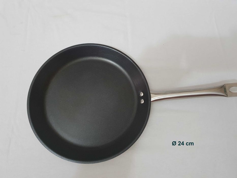 Профессиональная сковорода-сотейник HAPPY BARON из Германии   Ø 24 cm.