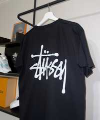 Футболка Stussy (чорного кольору)