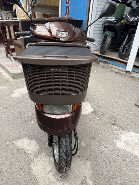 Honda Dio Cesta AF68 свіжа з контейнера