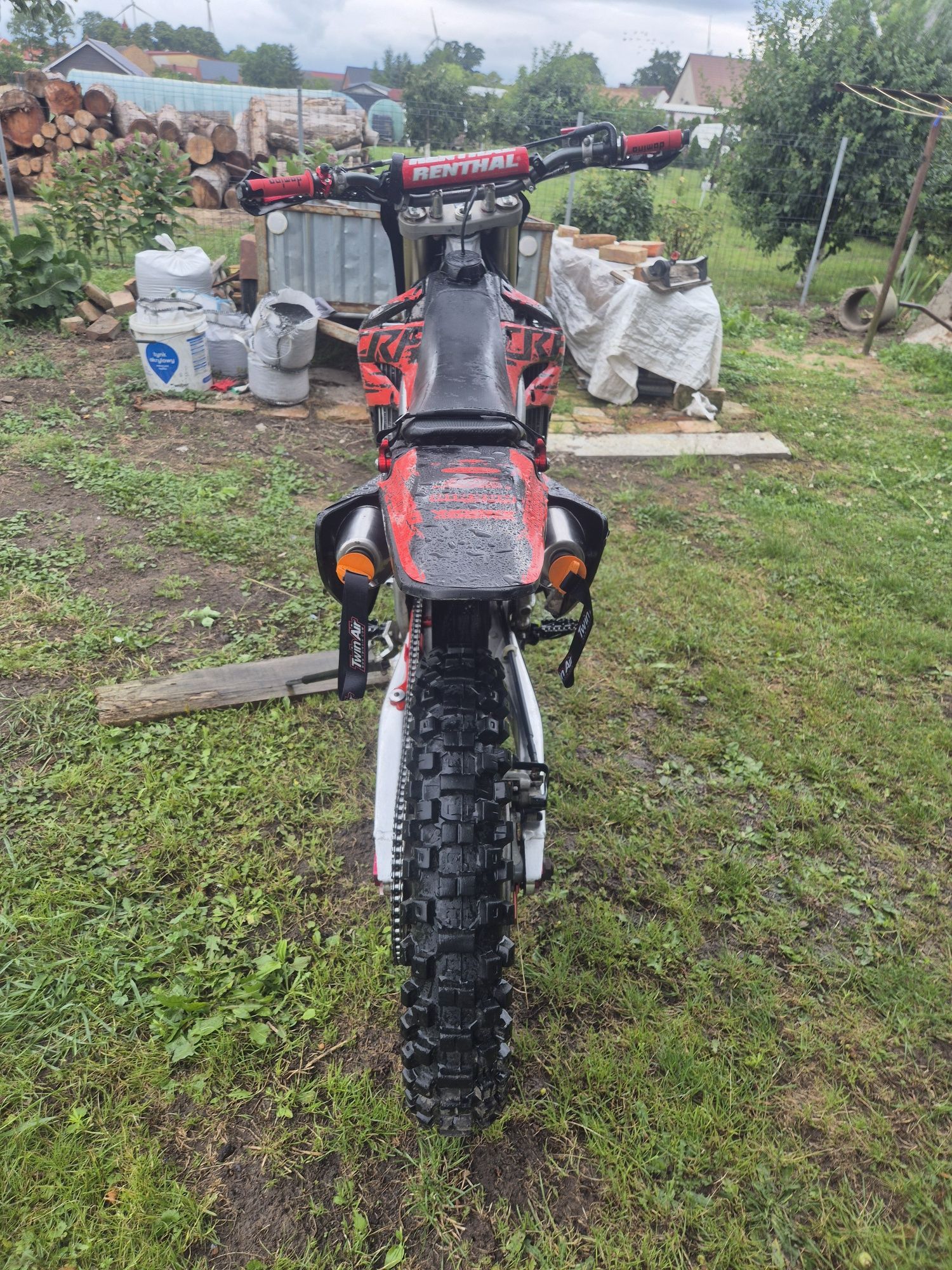 Honda crf 250r świeżo  po remoncie