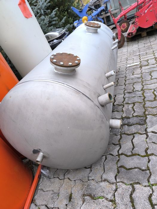 Bufor 1000 L ze stali nierdzewnej KO