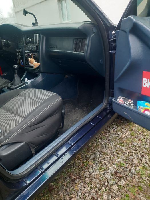 Продам Ауді 80 б3 1.8 газ-бензин