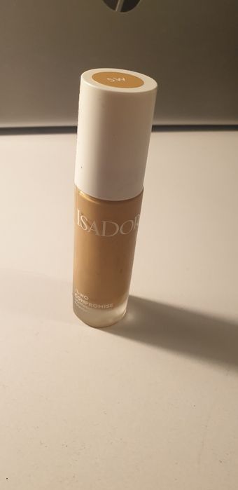 IsaDora matowy podkład NO COMPROMISE 5W nowy oryginał

Super cena 35zł