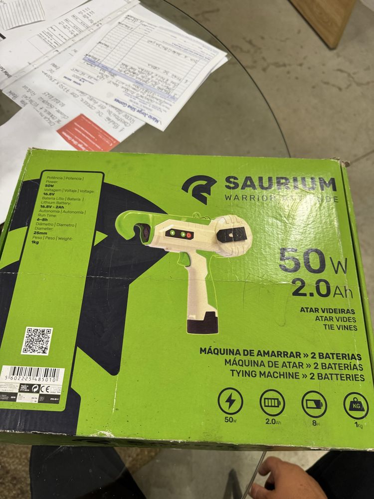 Atadora marca Saurium