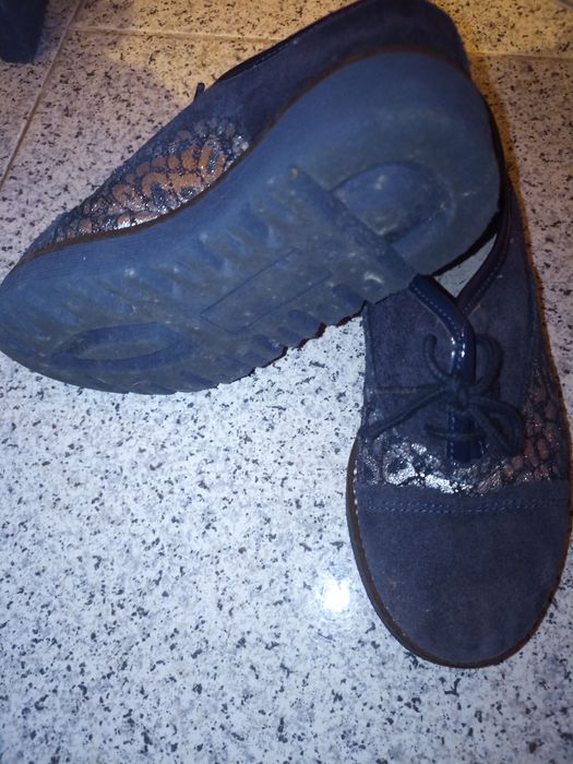 Sapatos menina número 28