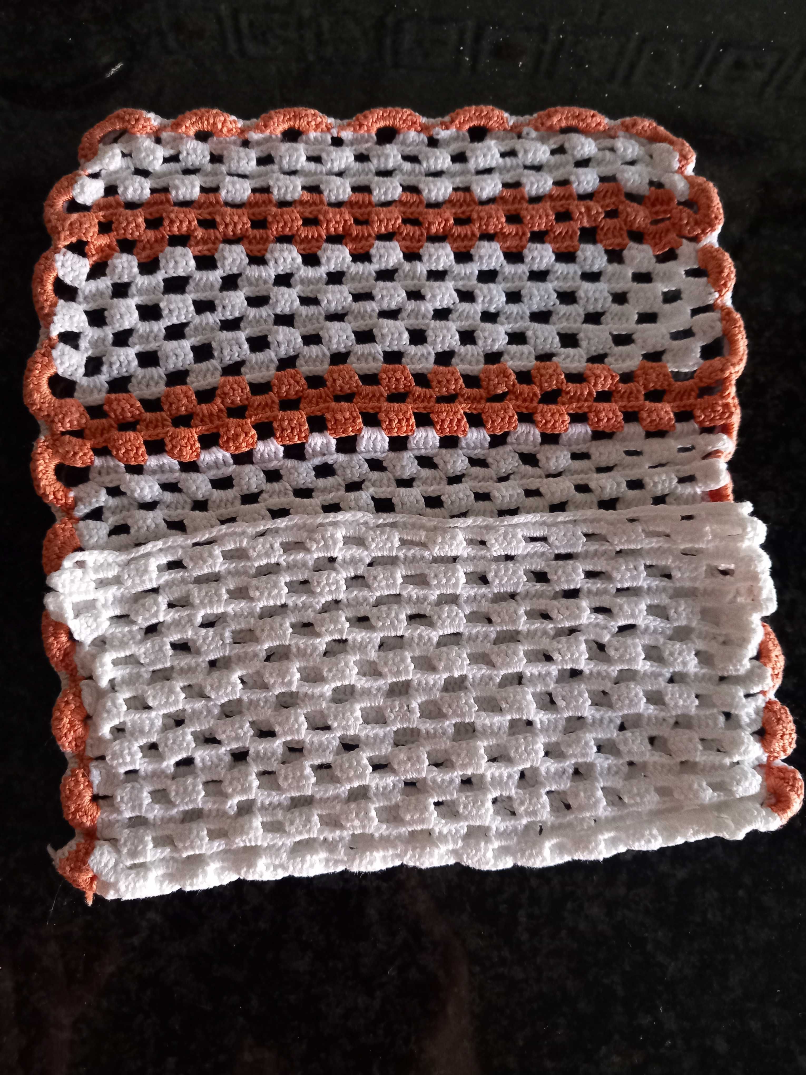 Bolsa de crochê artesanal