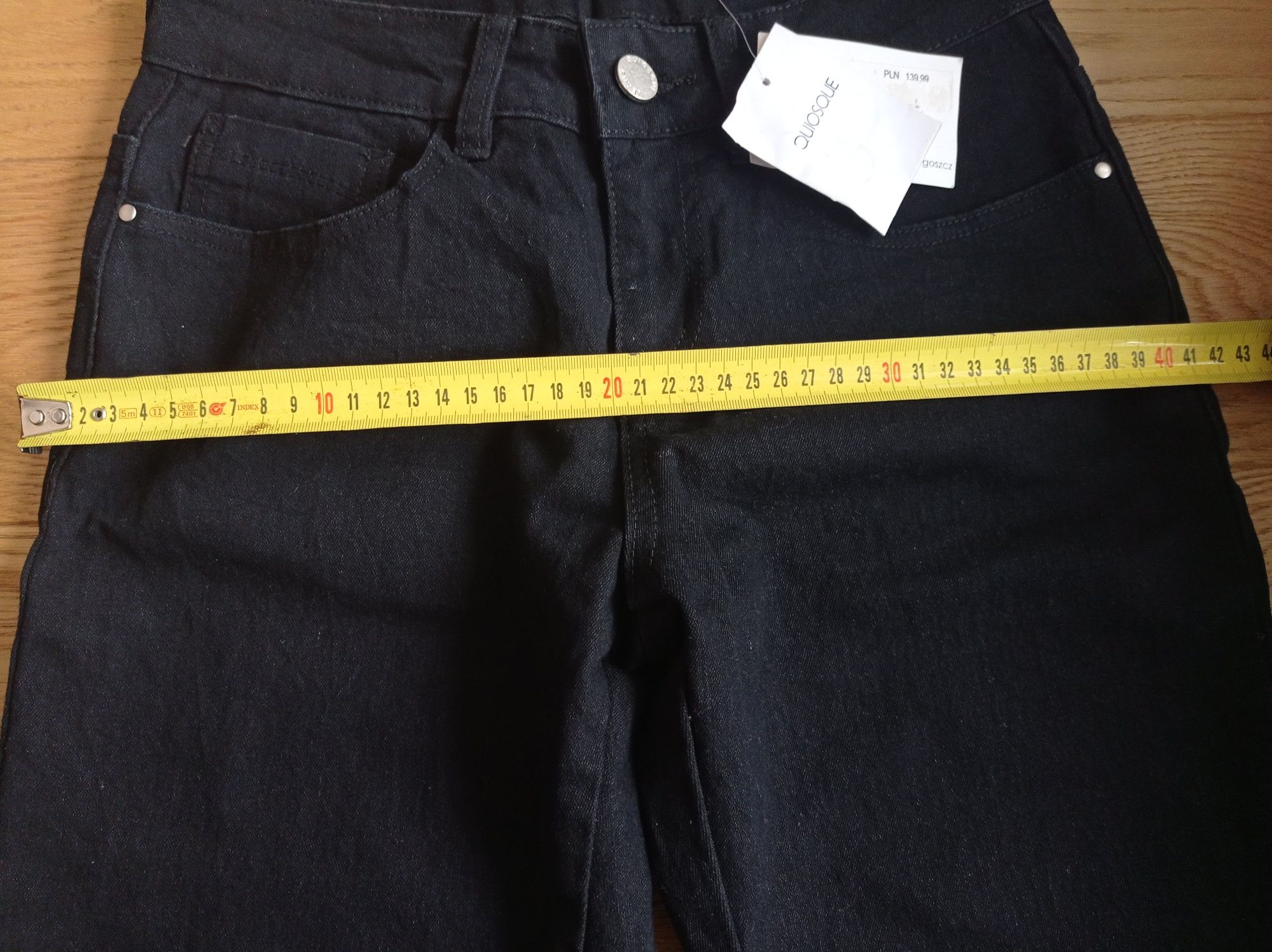 Nowe z metką, czarne spodnie jeansowe S 36 Quiosque.