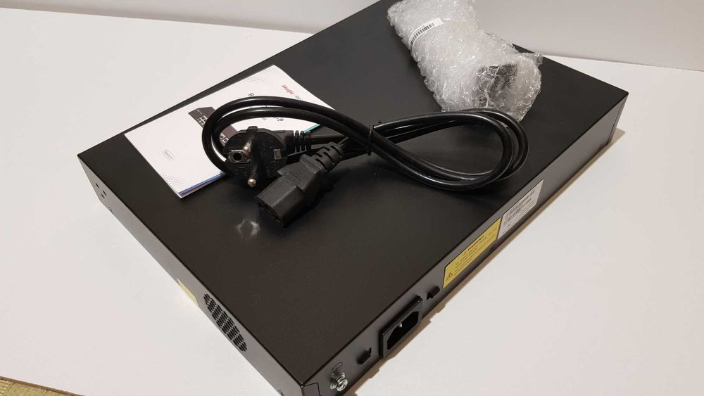 Комутатор 20 портів керований Ruijie Reyee RG-ES220GS-P POE