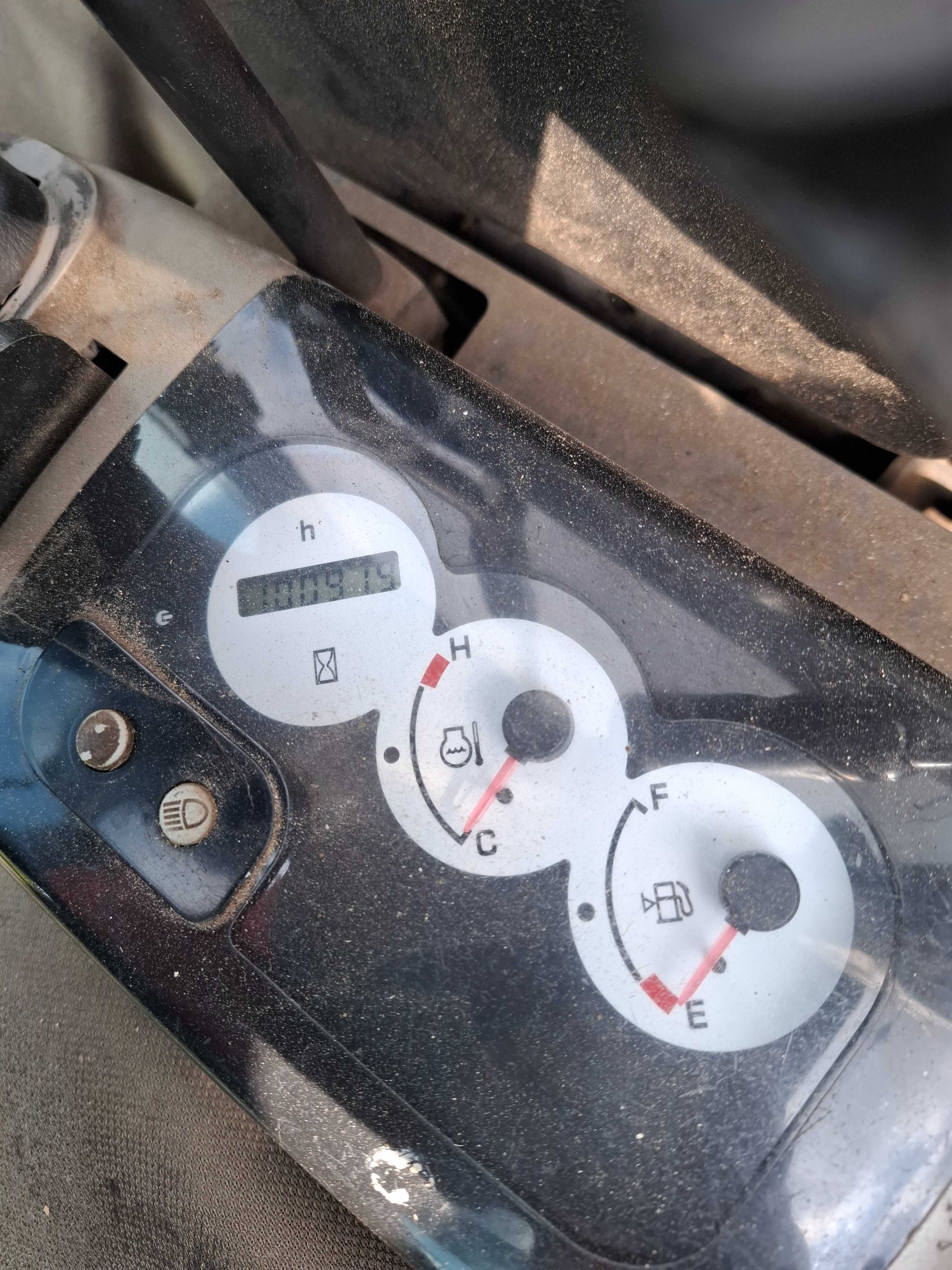 Minikoparka komatsu pc50mr