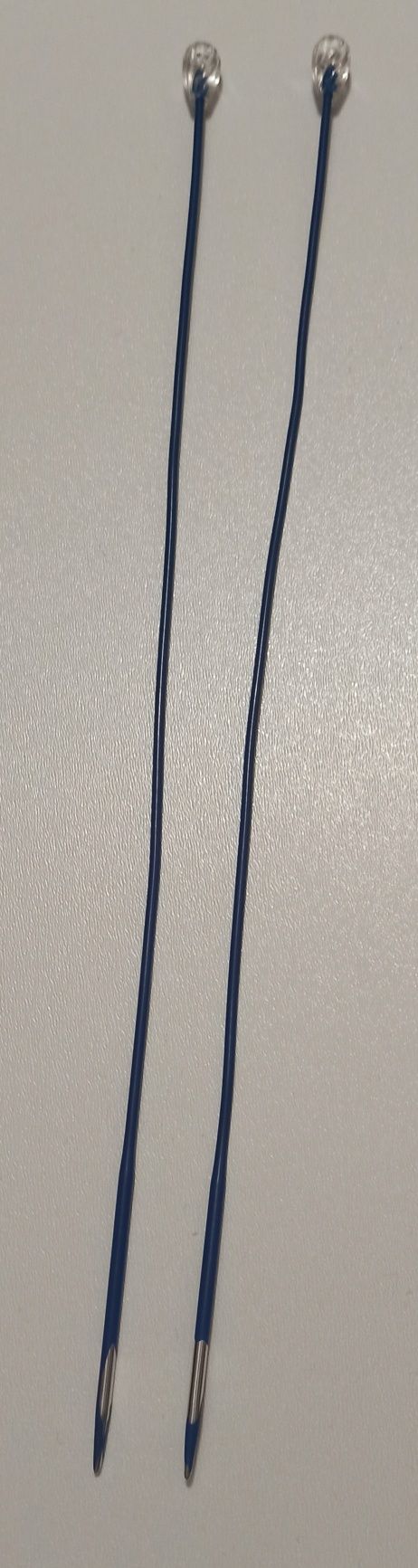 2 pary drutów do dziergania / robótek ręcznych, rozm. 2,5 mm i 3 mm