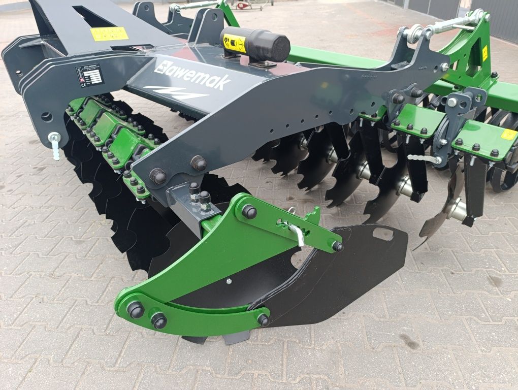 Brona talerzowa Awmeka Ozyrys 2.5m2.7m3m3.5m4m talerzowka transport