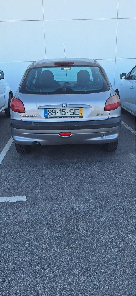 Peugeot 206 bem economico