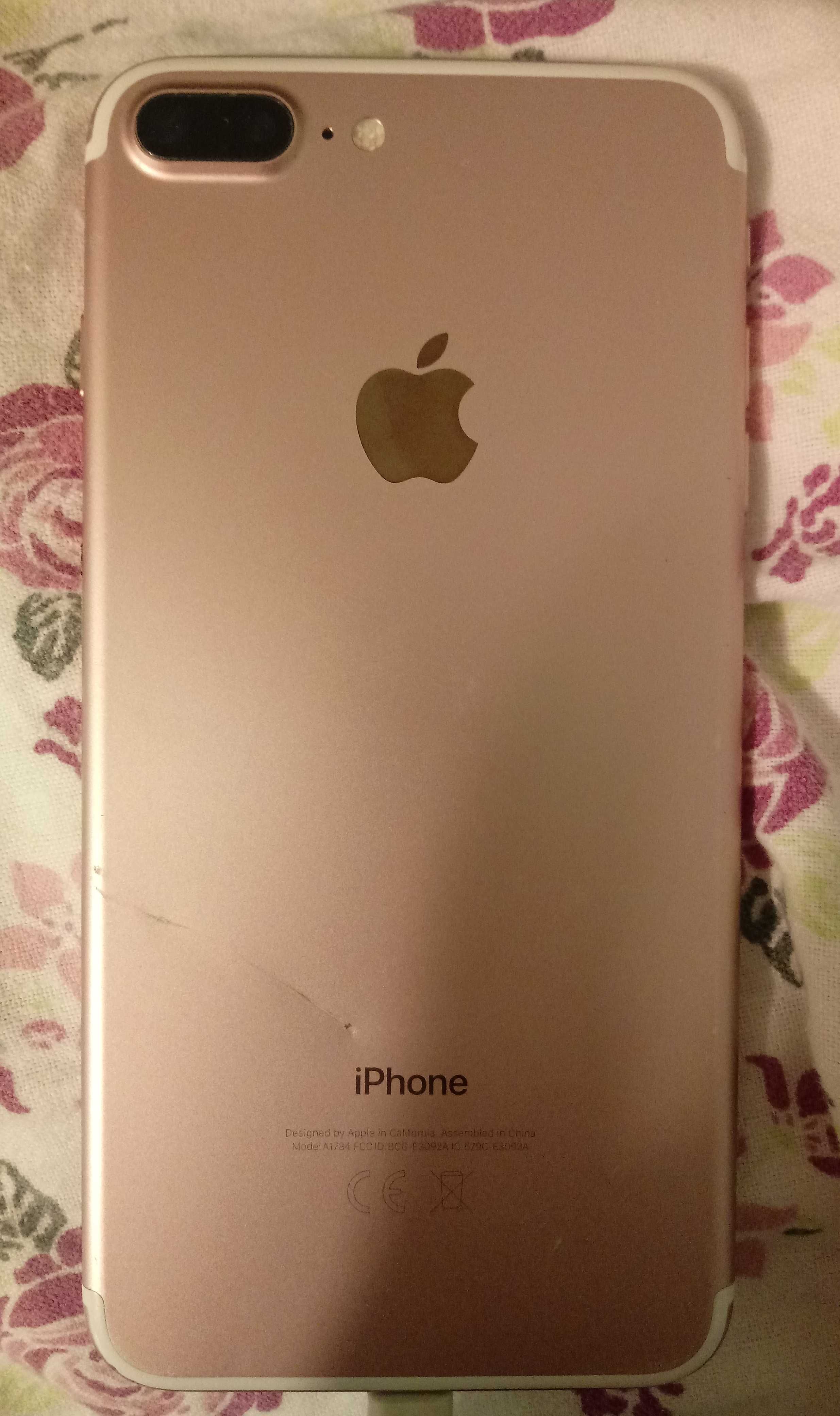 iPhone 7 Plus  128GB Rose Gold  dual camera na części uszkodzony