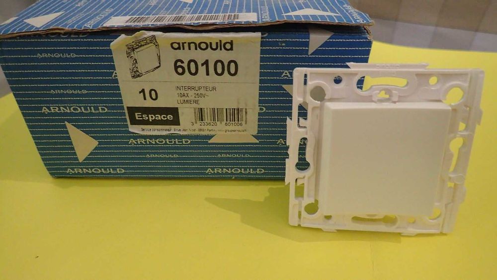 Tomadas e interruptores Arnould Espace (ou troco)