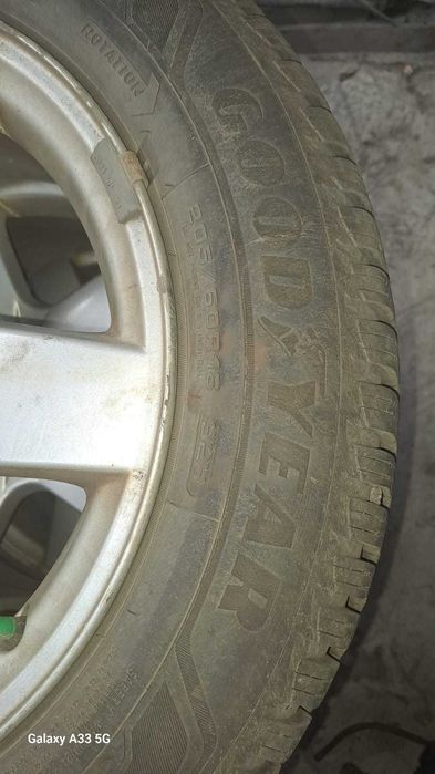 Komplet Kół Opon Zimowych GOOD YEAR Peugeot 407 16'' 19r.