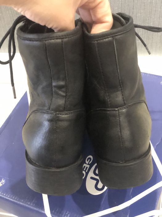 Жіночі черевики Geox