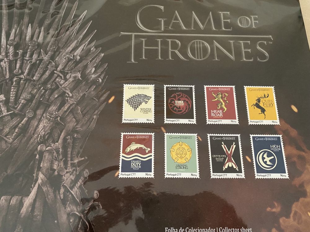 Folha de colecionador Game of Thrones com 8 selos ediçāo