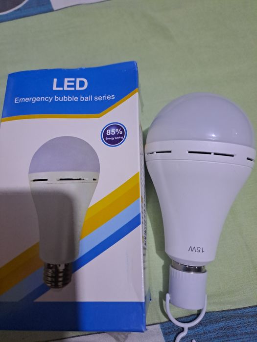 Акумуляторна автономна LED лампочка 15 W