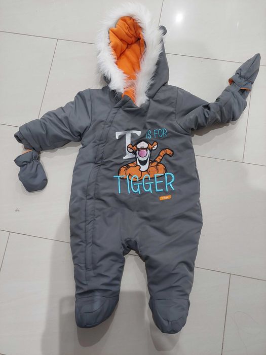 Kombinezon chlopięcy rozm.74