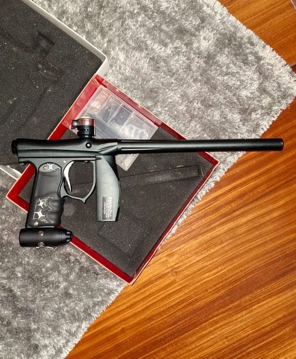 Vendo material de paintball completo e pronto a jogar