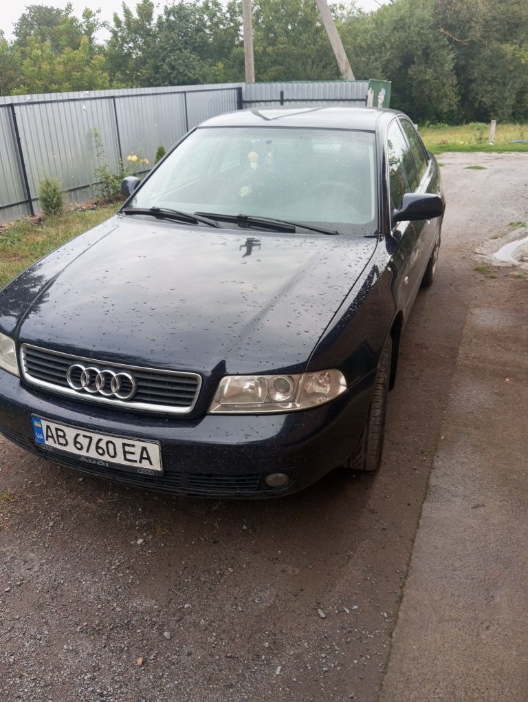 Продам ауді А4 б5