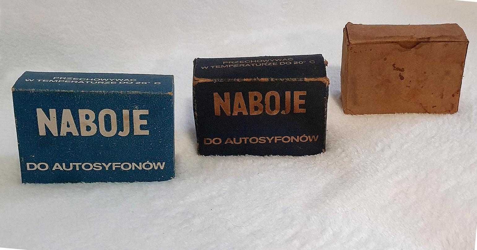 Naboje do syfonu z czasów PRL-u.