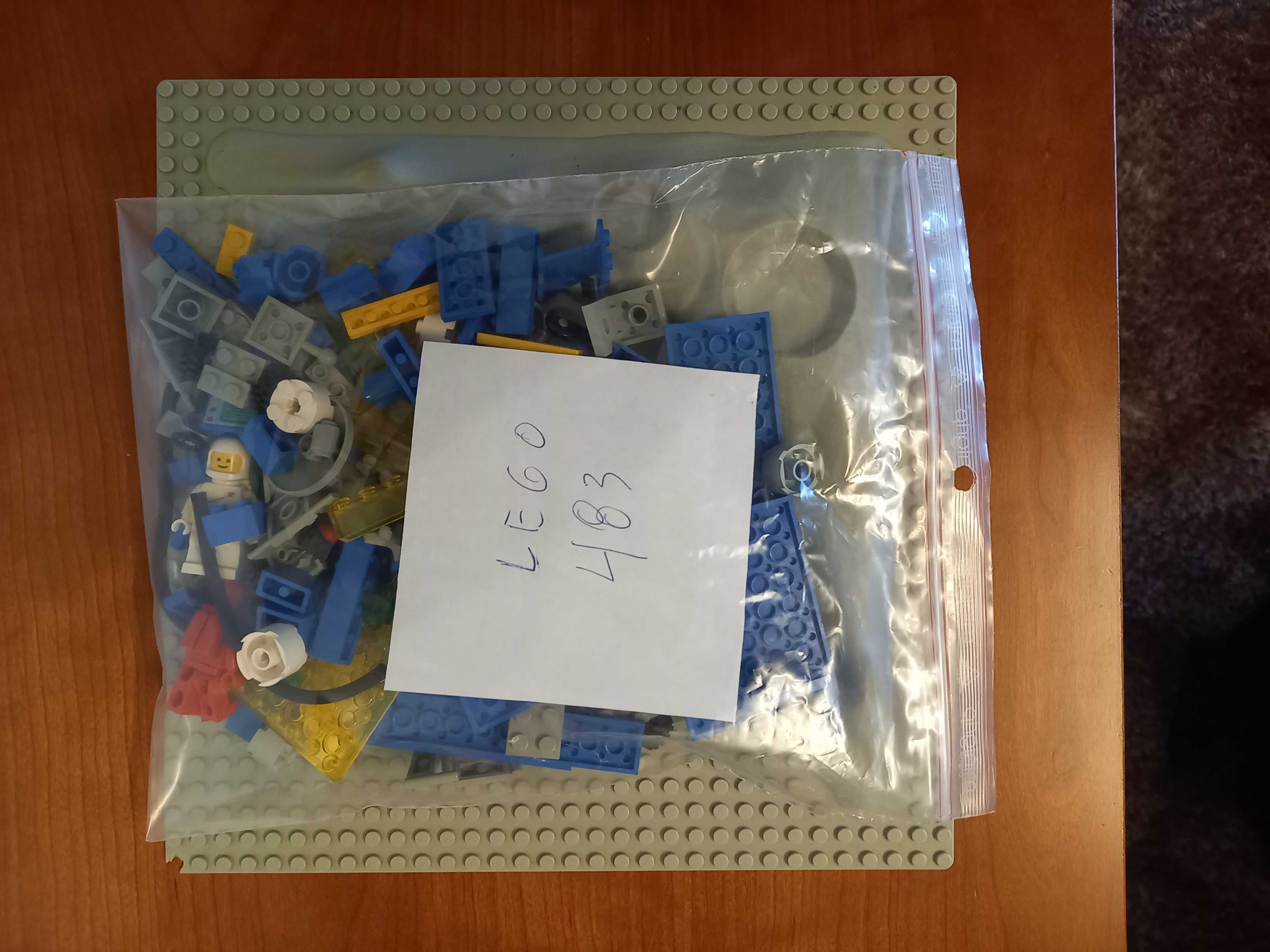 Lego 483-1 Alpha-1 Rocket Base