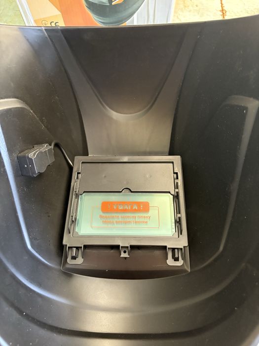 Продаю Сварочная маска WH-1000 X-TREME