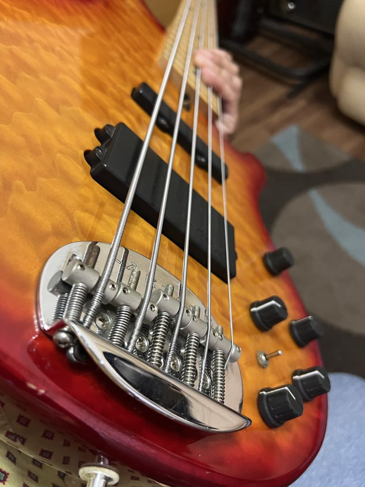 Lakland Skyline 55-02 Deluxe