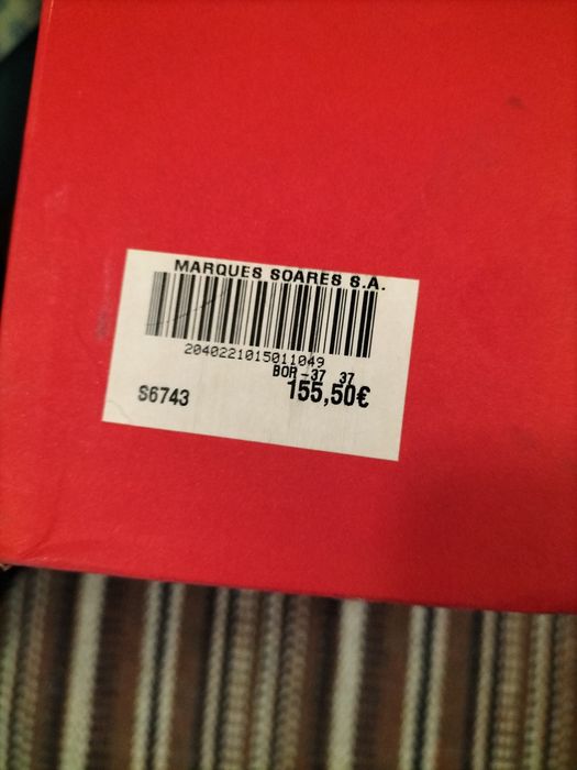 Botas salto agulha de metal Silva Rebatto