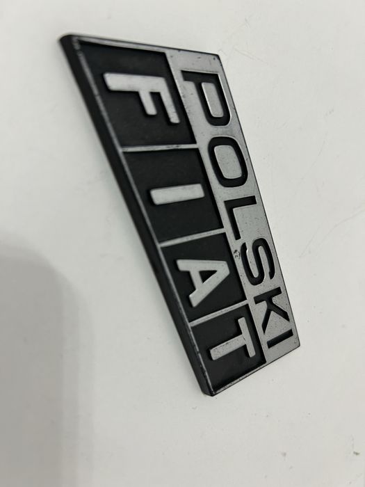 Emblemat POLSKI FIAT znaczek 126p BIS 700 maluch Piękny!