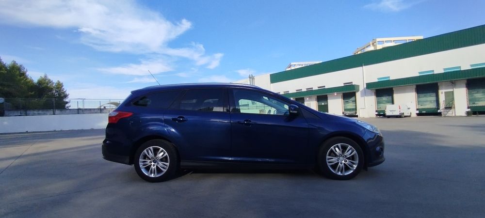 Ford focus sw Titanium 1.6 hdi