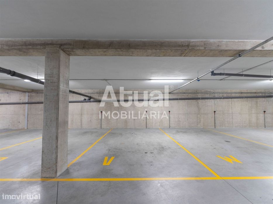 Garagem  Venda em Caldas de Vizela (São Miguel e São João),Vizela