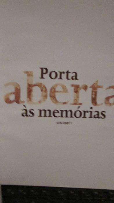 Livro " Porta Aberta ás Memorias"