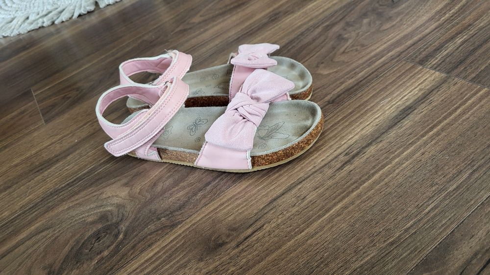 Sandały różowe r.35