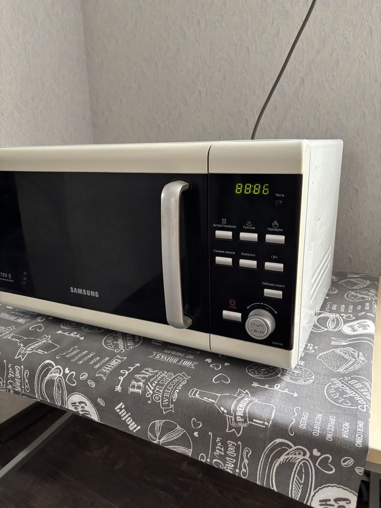 Продам мікрохвильову піч samsung