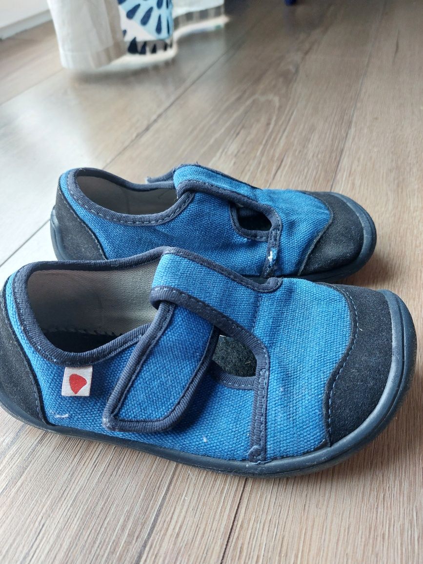 Kapcie Barefoot 30