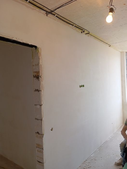 Фарбування  м2 квартир, комерційних приміщень безвоздушне фарбув