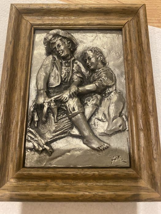 Płaskorzeźba z cyny