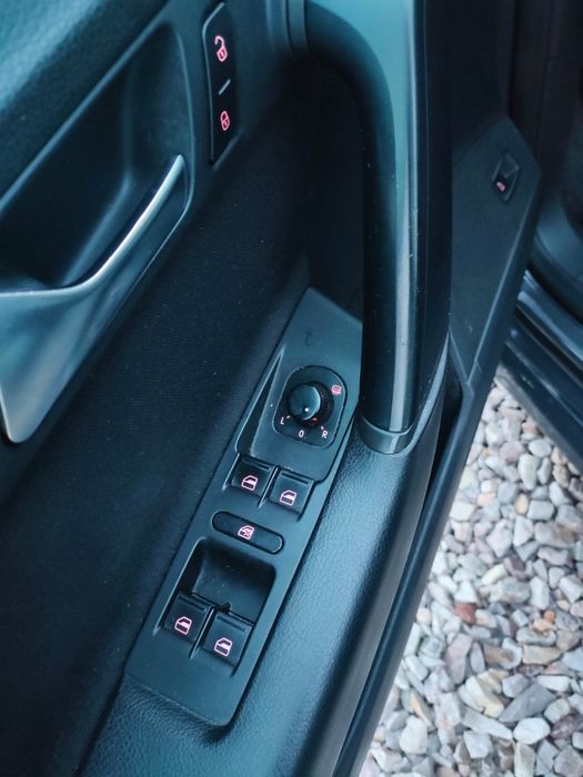 Volkswagen Passat  B7 2011 Kombi 1.6 TDI , szyberdach