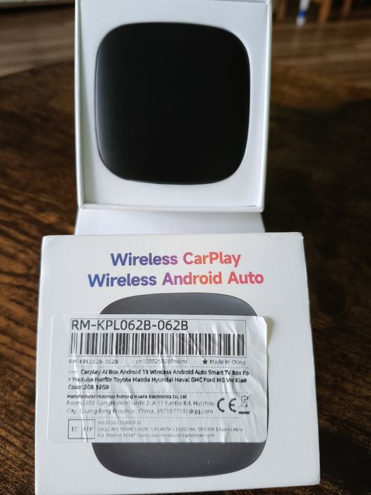 Bezprzewodowy adapter CarPlay