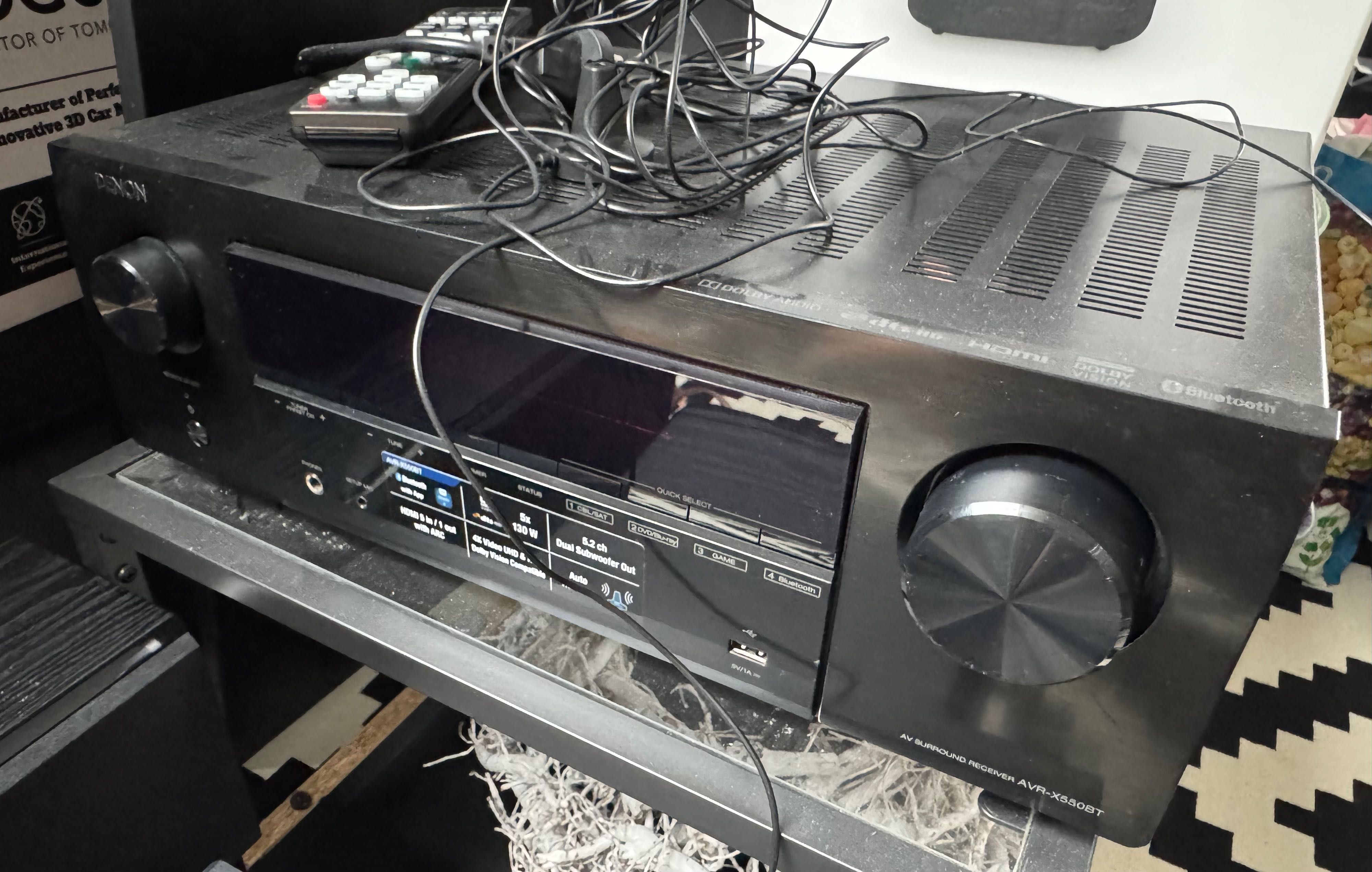 Amplituner Denon AVR X550BT